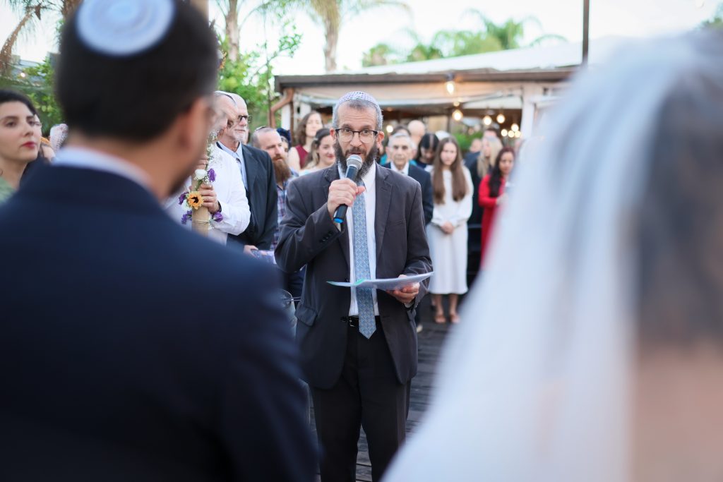 הרב צ׳אק מחתן